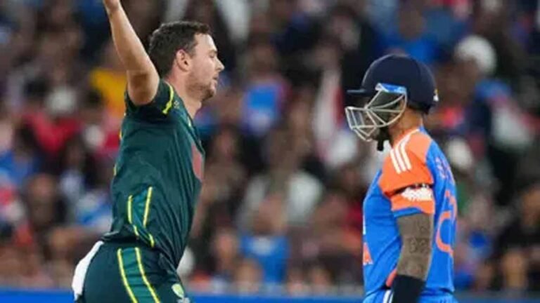 मेलबर्न में भारत की मुश्किलें बढ़ीं, ऑस्ट्रेलियाई बल्लेबाजों ने गेंदबाजों की धोई धुलाई