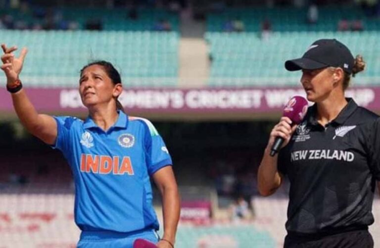 न्यूजीलैंड ने नवी मुंबई में भारत के खिलाफ टॉस जीतकर पहले गेंदबाजी करने का फैसला किया