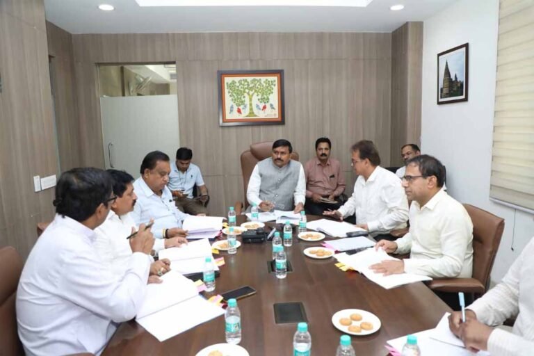 राज्य मंत्री धर्मेन्द्र लोधी ने ली 67वें अखिल भारतीय कालिदास समारोह 2025 की समीक्षा बैठक