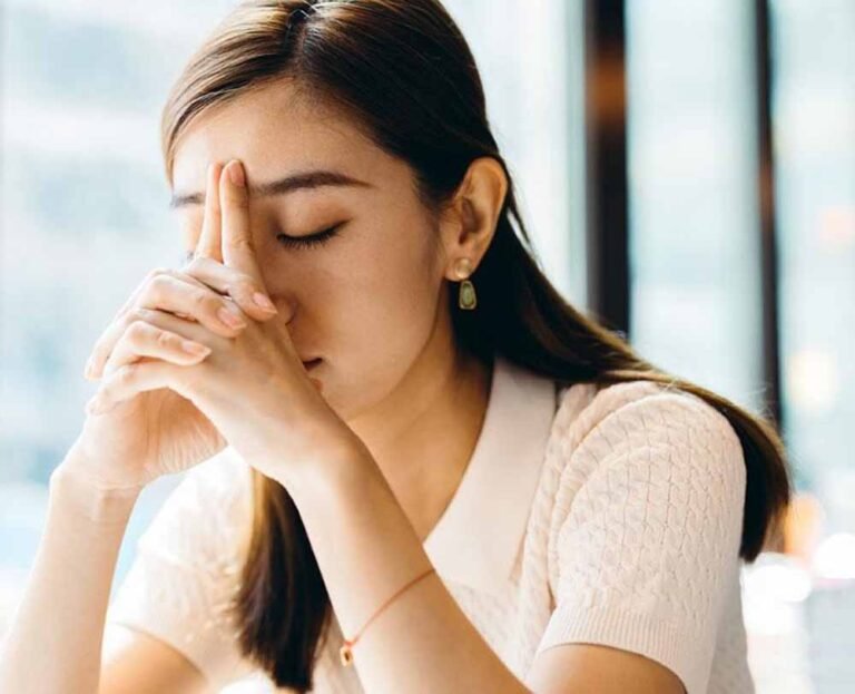 हार्ट अटैक जैसी गंभीर स्थिति, लेकिन अस्पतालों में इमरजेंसी सुविधा नहीं