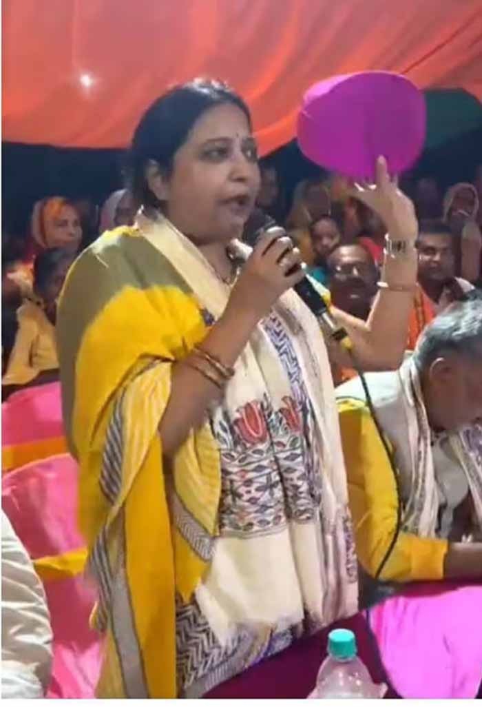 मिथिला पाग अपमान मामले में RJD ने खेला इमोशनल कार्ड, सोशल मीडिया पर उड़ा हलचल