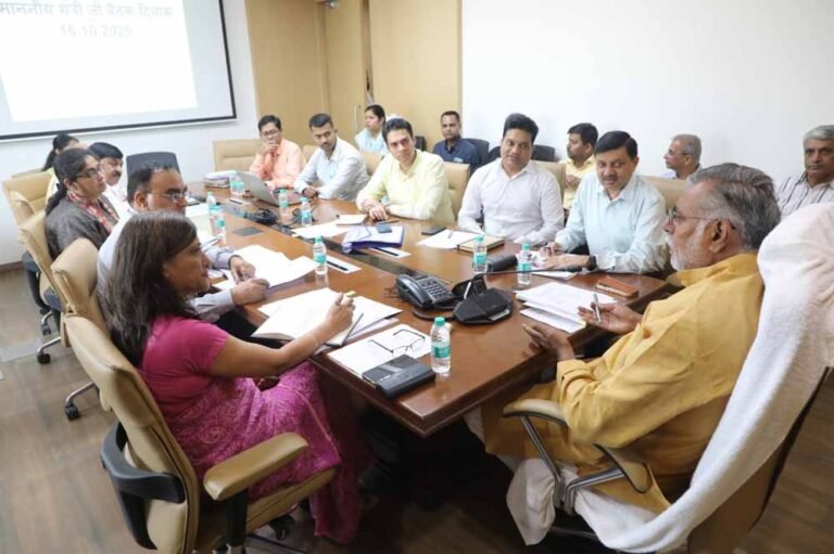 प्रहलाद सिंह पटेल का बड़ा ऐलान: श्मशानों में अतिक्रमण नहीं, पौधरोपण और सुरक्षा होगी प्राथमिकता