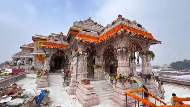 कोर्ट का कड़ा फैसला: राममंदिर केस में वकील को चुकाने पड़े 6 लाख रुपए
