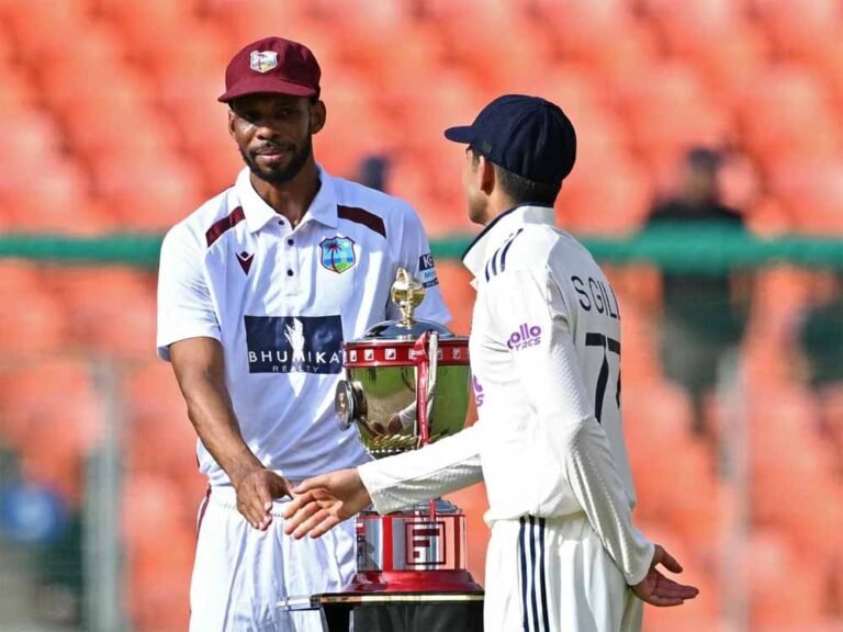 टीम इंडिया को मिली बड़ी सफलता, सिराज ने किंग को बोल्ड कर वेस्टइंडीज को दिया तीसरा झटका