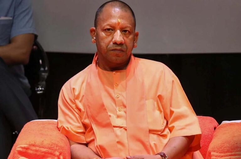 योगी सरकार ने दी बड़ी सौगात, पर्व अवधि में अतिरिक्त बसें, चालकों को प्रोत्साहन राशि