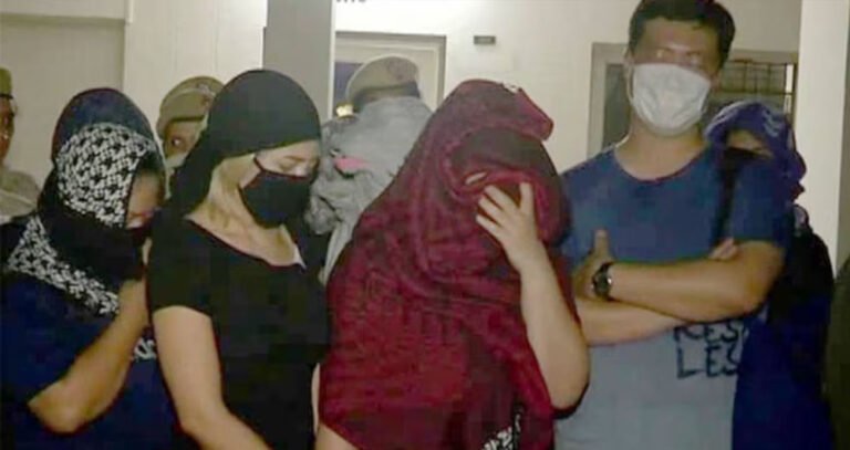 20 लड़कियों और एक लड़के की अजीब घटना, मेरठ में मांगी गई लोकेशन, मामला सनसनीखेज