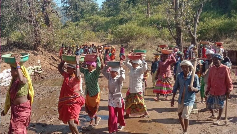 कबीरधाम जिला: प्रदेश में सर्वाधिक दिव्यांगों, महिलाओं और परिवारों को रोजगार देने में प्रथम स्थान