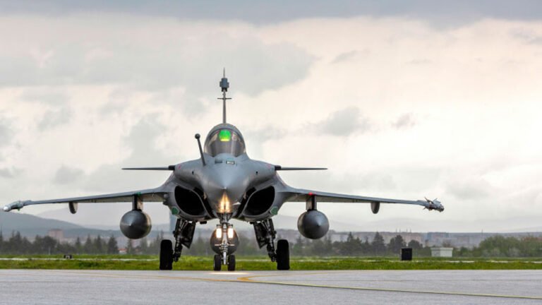 5वीं पीढ़ी के फाइटर जेट पर भारत का बड़ा फैसला, राफेल के साथ होगा शामिल