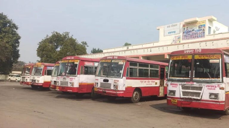 प्रयागराज माघ मेला: रोडवेज ने शुरू की स्पेशल बस सेवा, 15 बसें नियमित चलेंगी