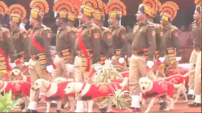 सेना के बाज-डॉग्स की ताकत, कैप्टन हर्षिता के नेतृत्व में होगी विशेष परेड