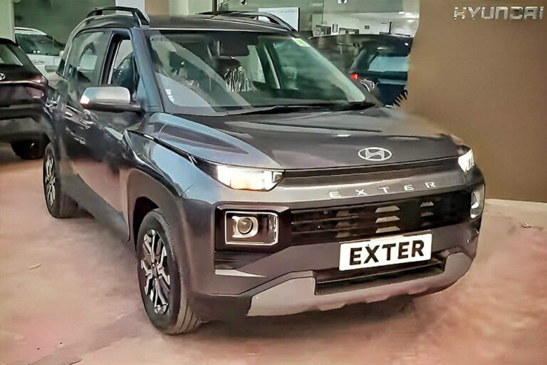 सस्ती और दमदार! 80,000 रुपये तक की छूट पर मिल रही है इस SUV की खरीदारी, कीमत 6 लाख से कम