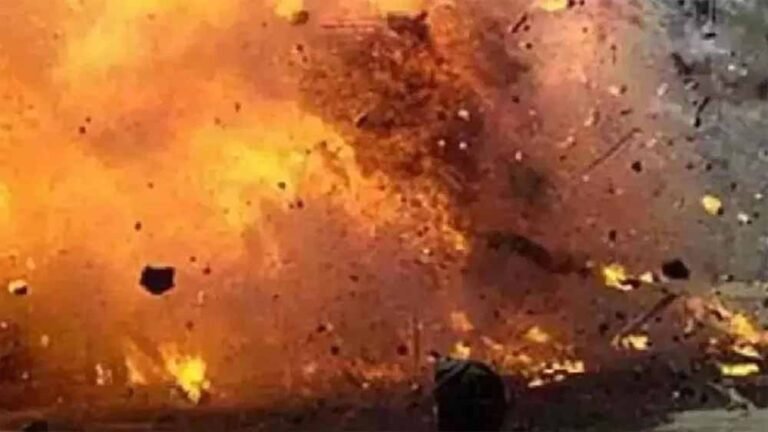 गांव में प्रेशर IED विस्फोट, एक ग्रामीण गंभीर रूप से जख्मी