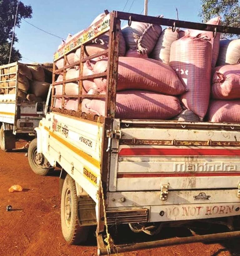 राजनांदगांव में डेढ़ करोड़ की अवैध धान जब्त