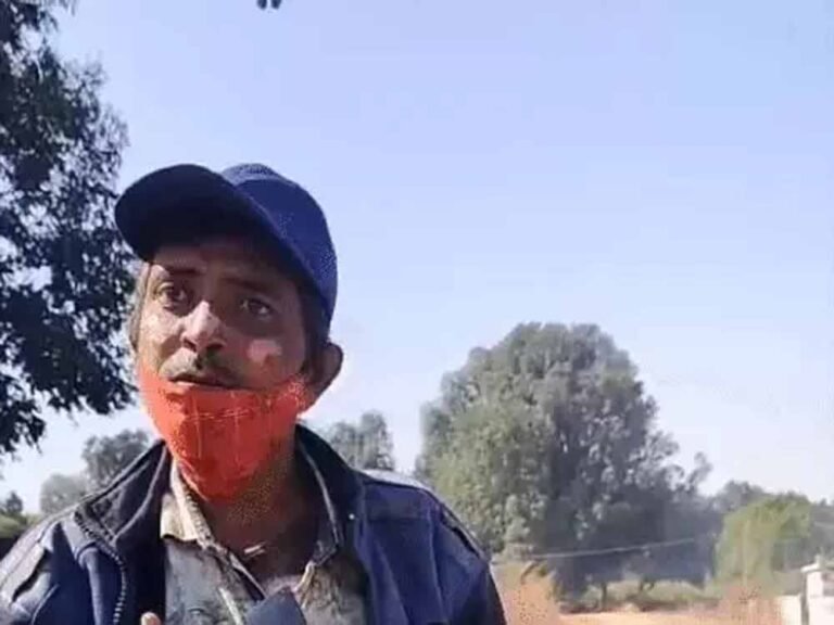 बसंत पंचमी के दिन नशे में धुत होकर स्कूल पहुंचा शिक्षक