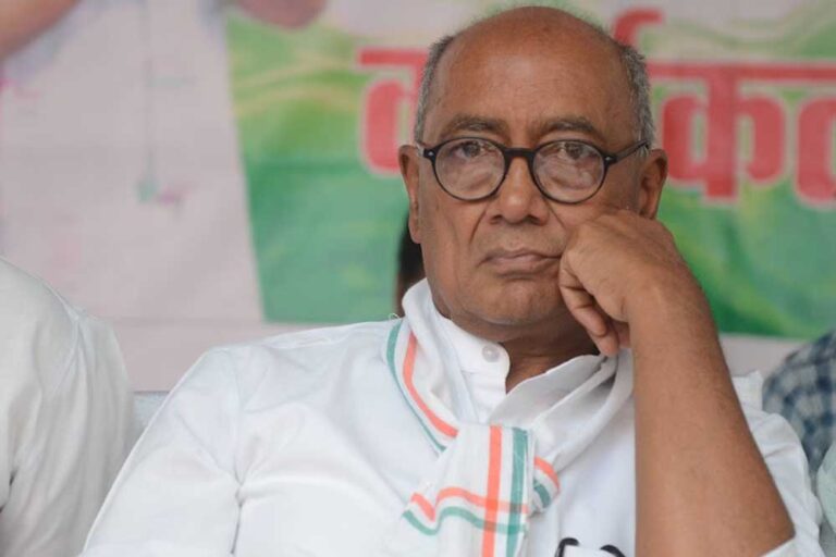कांग्रेस नेता दिग्विजय सिंह की सोशल मीडिया पोस्ट से मचा घमासान, ग्वालियर-चंबल में क्यों पसरी है खामोशी?