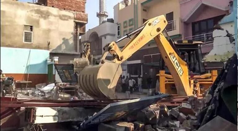 भोपाल में अवैध कब्जों पर कार्रवाई: 31 गांवों में 113 कब्जों को हटाएगा बुलडोजर
