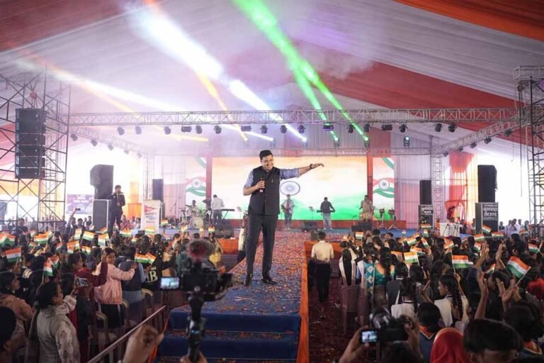 आत्मविश्वास, कड़ी मेहनत और सही मार्गदर्शन से ही साकार होंगे सपने – मंत्री  लक्ष्मी राजवाड़े