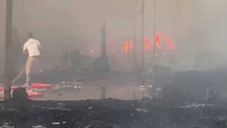 उदयपुर के गेमिंग जोन में लगी भीषण आग