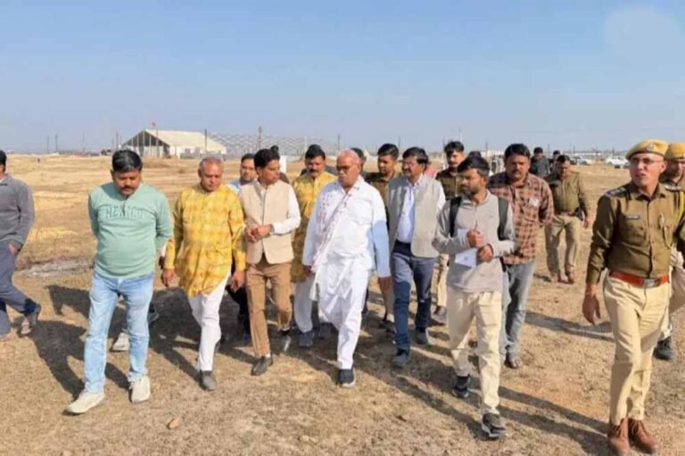 धीरेन्द्र शास्त्री का 100 बीघा में कथा पांडाल और भोजन-पार्किंग की निःशुल्क व्यवस्था