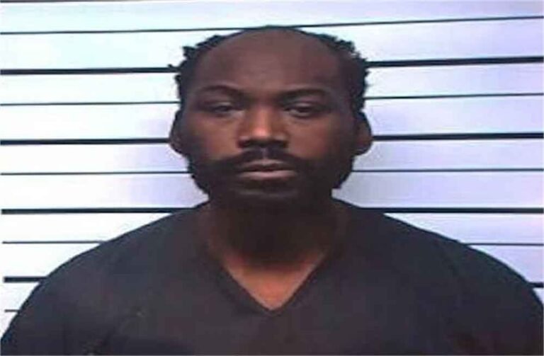 खून से लाल हुई अमेरिका की धरती: युवक का तांडव, अपने ही परिवार और पादरी सहित 6 को मारी गोली