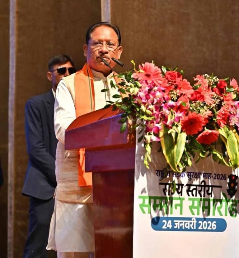 राज्य स्तरीय सड़क सुरक्षा सम्मान समारोह में CM, जिम्मेदार ड्राइविंग पर दिया जोर