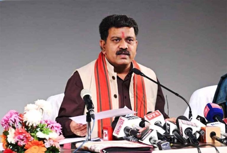 मुख्यमंत्री  विष्णु देव साय, उपमुख्यमंत्री  शर्मा और मंत्री   नेताम ने दी शुभकामनाएं