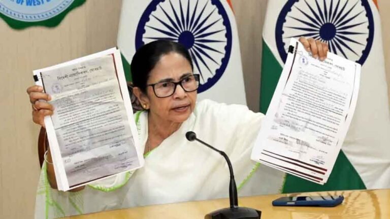 SIR विवाद पर ममता बनर्जी का बड़ा बयान: तनाव ऐसा कि बंगाल में रोज 3-4 आत्महत्याएं