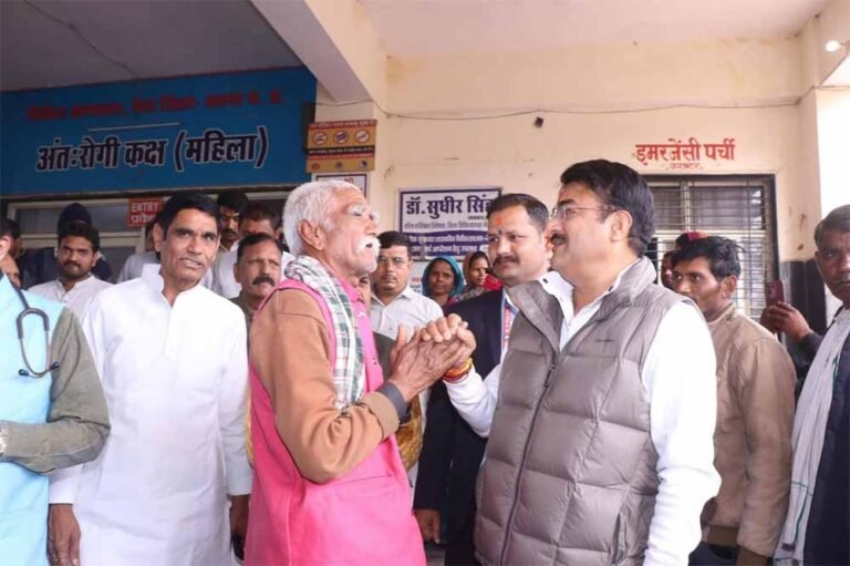 राज्य मंत्री पटेल ने किया सिविल अस्पताल मैहर का निरीक्षण, व्यवस्थाओं की परखी हकीकत