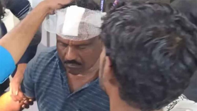 मध्यप्रदेश: भाजपा विधायक को गांव में घेरा, भीड़ ने बरसाए पत्थर