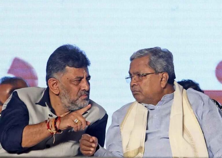 सोने के आभूषण मिलने के बाद कर्नाटक में मंदिर परिसर से खजाना खोजने की तैयारी