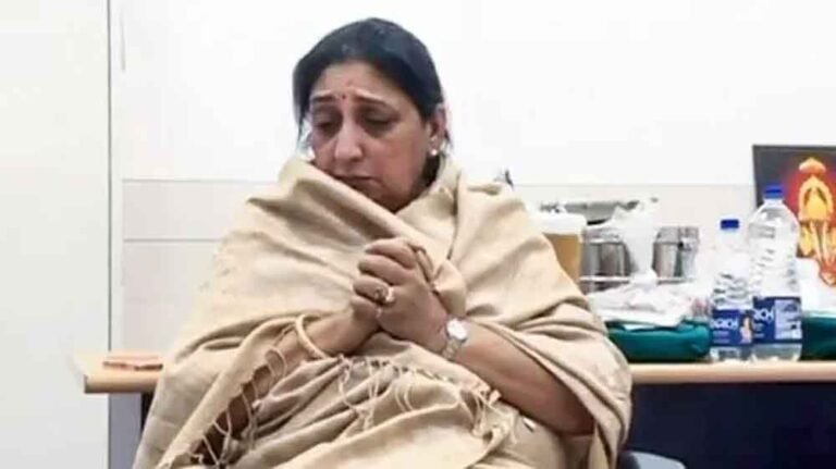 पवार परिवार को नई ताकत: सुनेत्रा पवार ने डिप्टी सीएम पद स्वीकारा, पावरफुल विभाग मिलने के संकेत