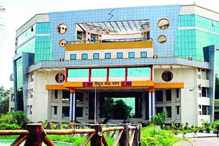 बिजली व्यवस्था की परख: मुख्यमंत्री की अध्यक्षता में ऊर्जा विभाग की हाई-लेवल समीक्षा बैठक