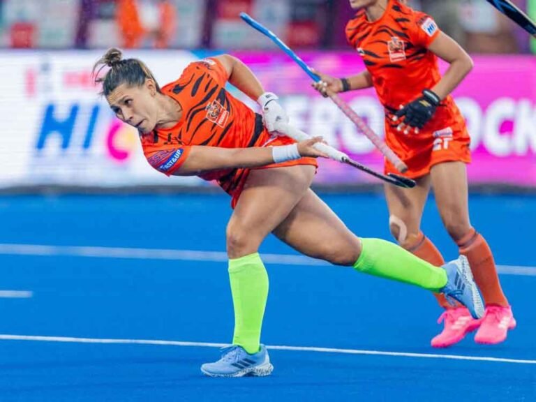 खिताबी मुकाबले में आमने-सामने होंगी एसजी पाइपर्स बनाम श्राची बंगाल टाइगर्स