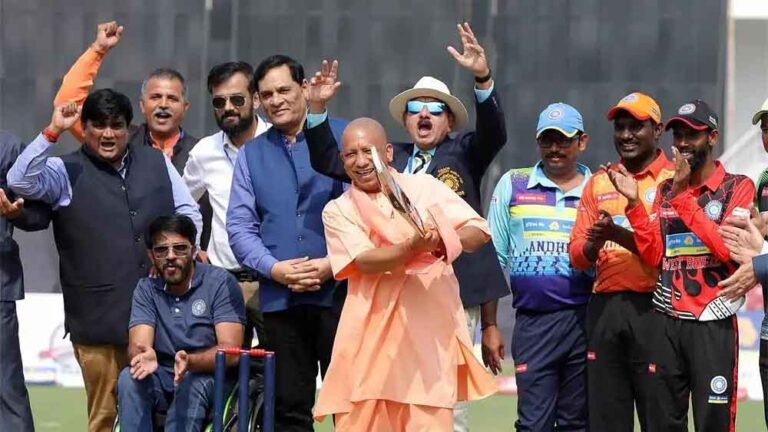 खेलों के प्रोत्साहन पर सीएम योगी का जोर, प्रतिभाशाली खिलाड़ियों को संवारने का संदेश