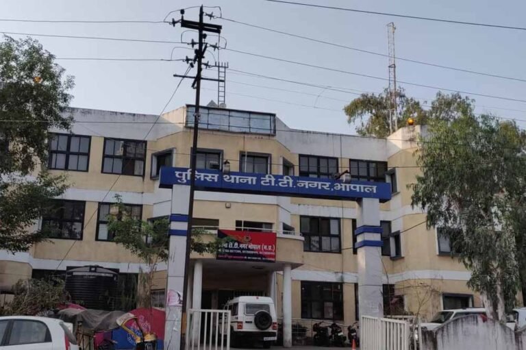 भोपाल प्रशासन अलर्ट: होली पर सुरक्षा के पुख्ता इंतजाम, 108 एंबुलेंस रहेगी ऑन स्टैंडबाय