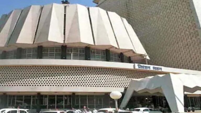 बजट सत्र के दौरान महाराष्ट्र विधान भवन में बम की धमकी, सुरक्षा के तहत खाली कराई गई इमारत