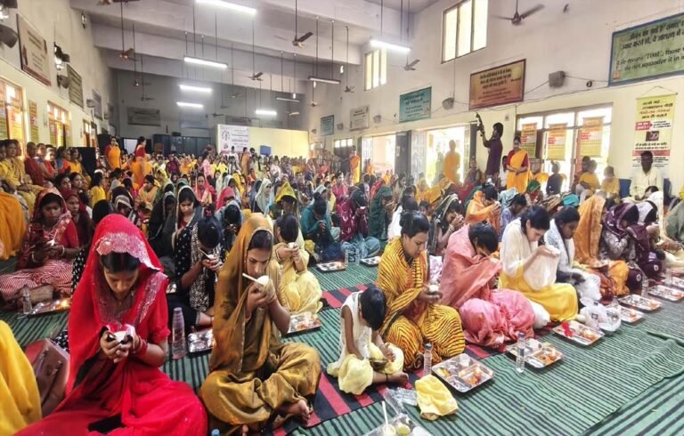 गायत्री शक्तिपीठ भोपाल में सामूहिक पुंसवन संस्कार, संस्कारवान पीढ़ी के लिए मातृशक्ति की अनूठी पहल