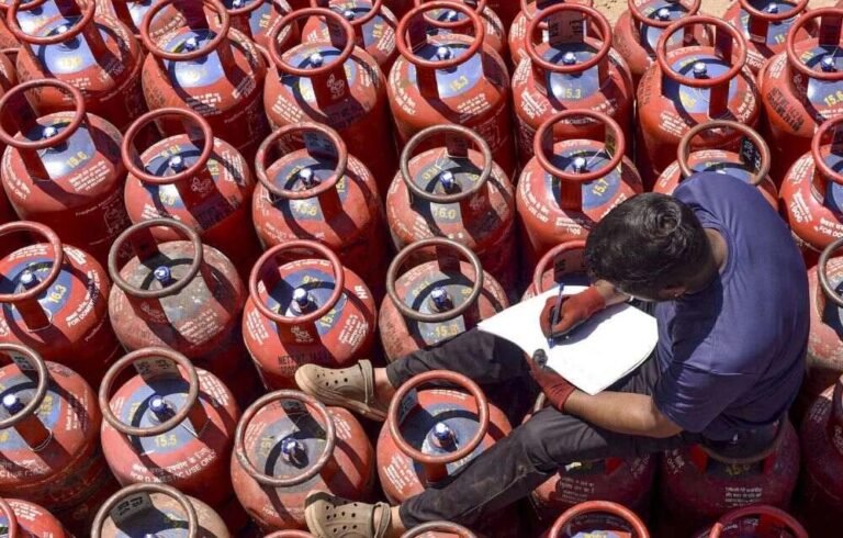 मध्य प्रदेश में LPG संकट: गैस की कमी से ठंडी पड़ी रसोई, होटल-ढाबे बंद होने के कगार पर, 3 दीनदयाल रसोई हुई बंद