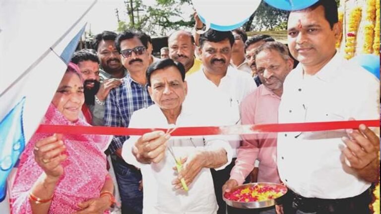 उप मुख्यमंत्री देवड़ा ने पशुपतिनाथ मंदिर से जल गंगा जल संवर्धन अभियान की शुरुआत की