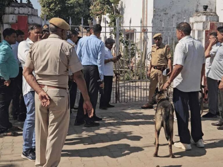 धमकी से हड़कंप: राजस्थान के कई पासपोर्ट ऑफिस निशाने पर, सीकर और जैसलमेर में कामकाज ठप