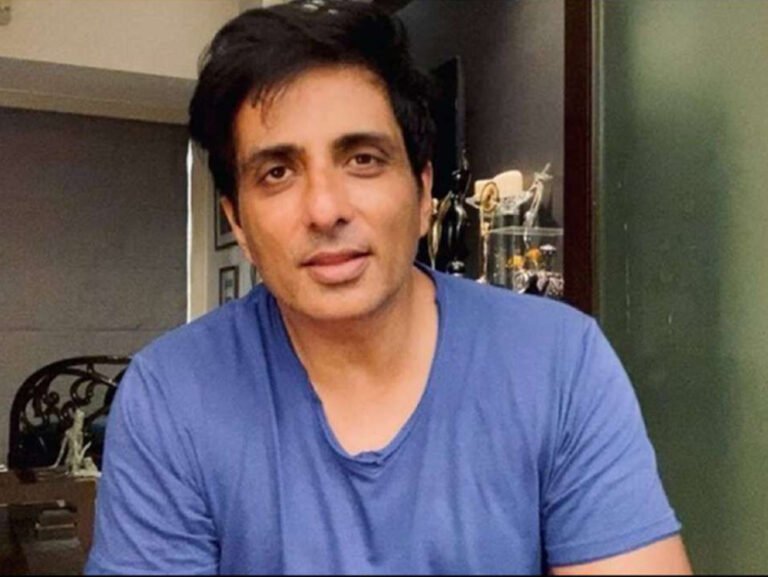 युवाओं से सोनू सूद की अपील: ड्राइविंग करते वक्त याद रखें, किसी की जिंदगी आपके हाथ में है