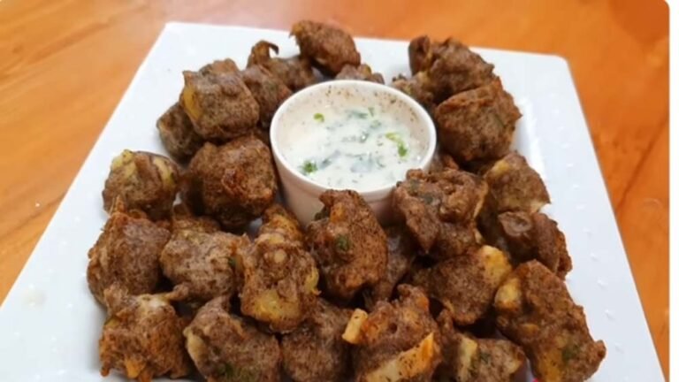 झटपट बनाएं कुट्टू की पकौड़ी, स्वाद ऐसा कि बार-बार मन करे