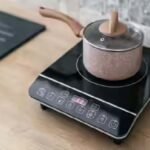 इंडक्शन चूल्हा कहां रखें? किचन के लिए ये वास्तु टिप्स हैं जरूरी