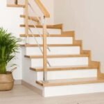 सीढ़ियों का रंग तय करता है परिवार की प्रगति, जानें कैसे