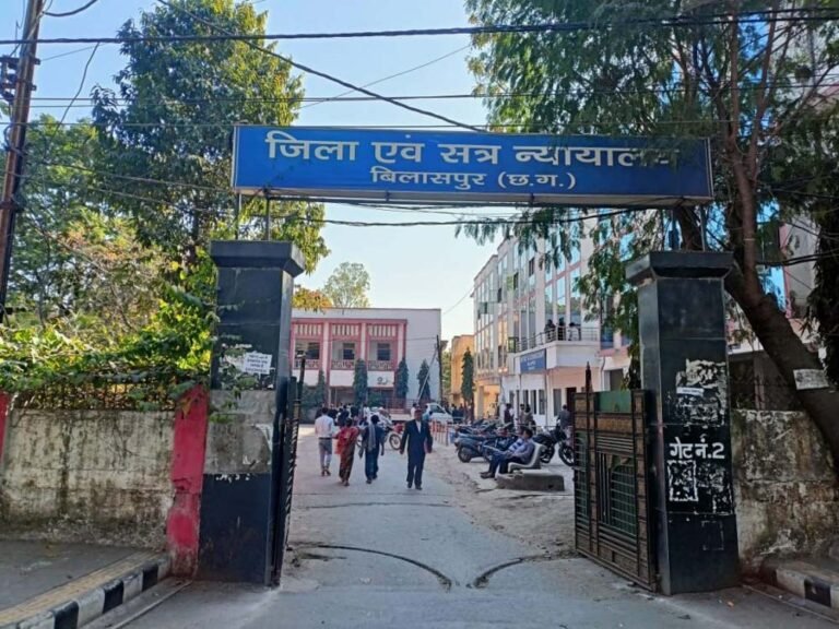 तीसरी बार बम धमकी का मेल, जिला कोर्ट परिसर में हाई अलर्ट