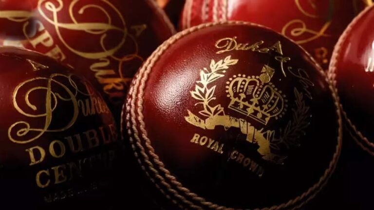 मिडिल ईस्ट तनाव के कारण ड्यूक्स गेंदों की कमी, इंग्लैंड में घरेलू क्रिकेट पर संकट, ECB का बयान