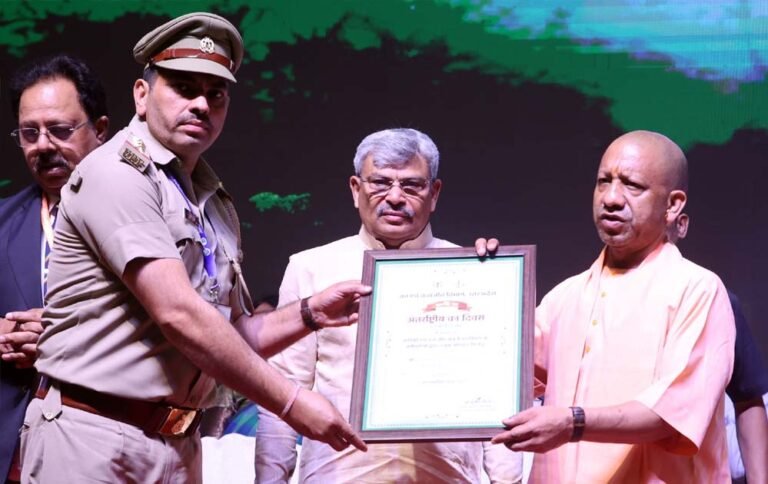 सीएम योगी ने अंतरराष्ट्रीय वन दिवस पर अरण्य समागम का किया शुभारंभ