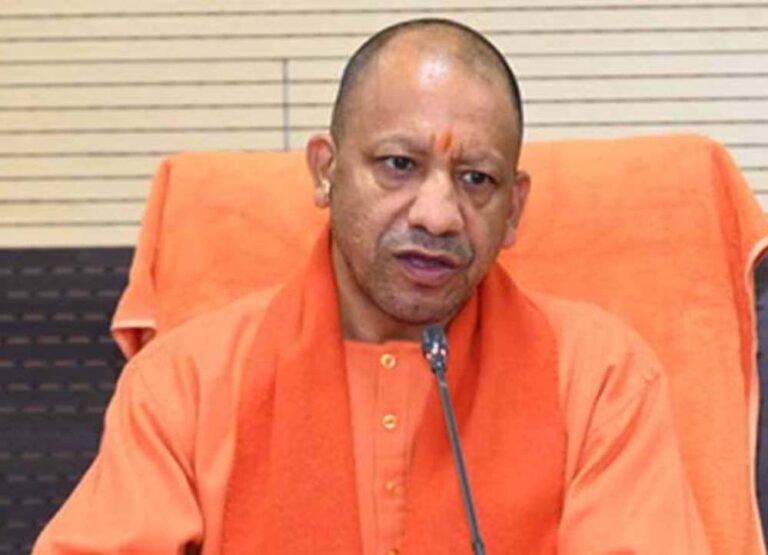 मुख्यमंत्री योगी आदित्यनाथ ने प्रयागराज हादसे पर लिया संज्ञान, कार्रवाई के आदेश