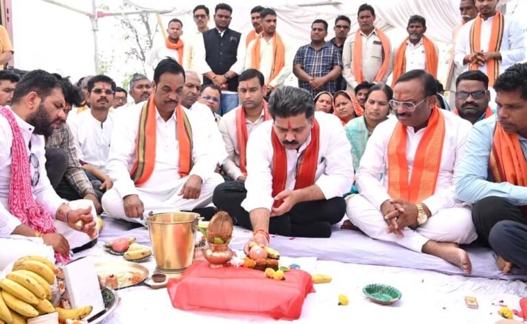 किसानों के उत्थान के लिए छत्तीसगढ़ सरकार निरंतर काम कर रही है: उपमुख्यमंत्री विजय शर्मा