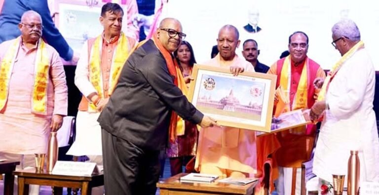 गुरु गोरखनाथ स्वास्थ्य सेवा यात्रा समाज के अंतिम व्यक्ति तक स्वास्थ्य सेवाएं पहुंचाने का एक महत्वपूर्ण अभियान –CM योगी